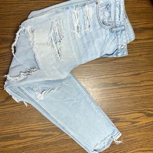 American Eagle Mom Jean